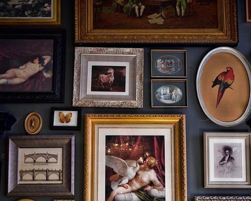 Une décoration murale qui nous plonge dans l&rsquo;univers des galleries